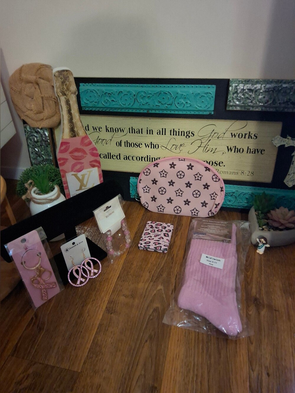 🎀BREAST CANCER AWARENESS🎀 PINK FASHION GLAM BUNDLE